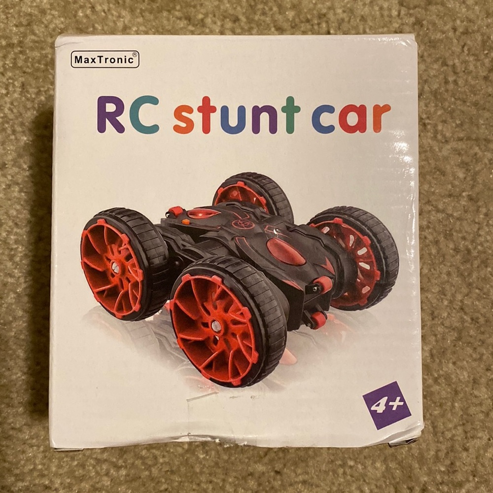 NIB…MaxTronic Remote Control Stunt Car 360* Rotation & Flips